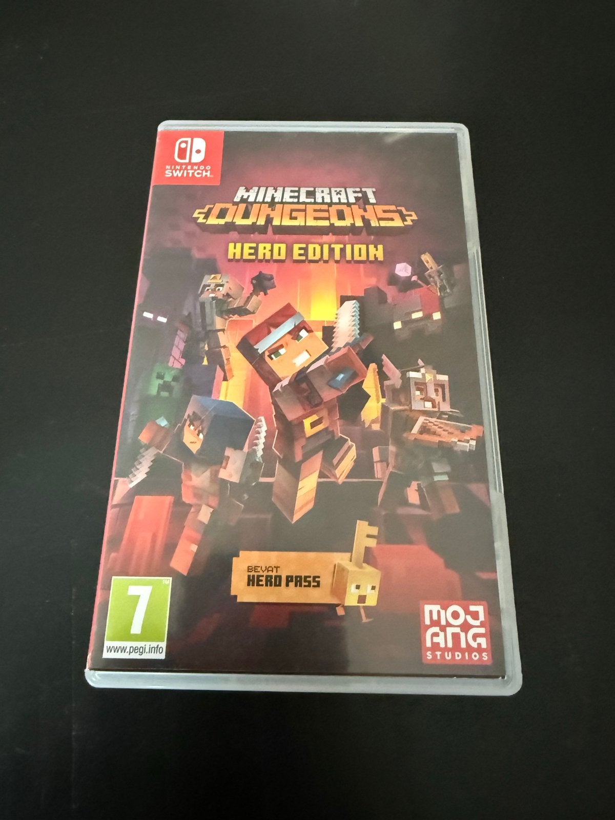 Minecraft Dungeons Hero Edition - Nintendo Switch, Avontuur en Actie, Eén computer, Ophalen of Verzenden, Zo goed als nieuw