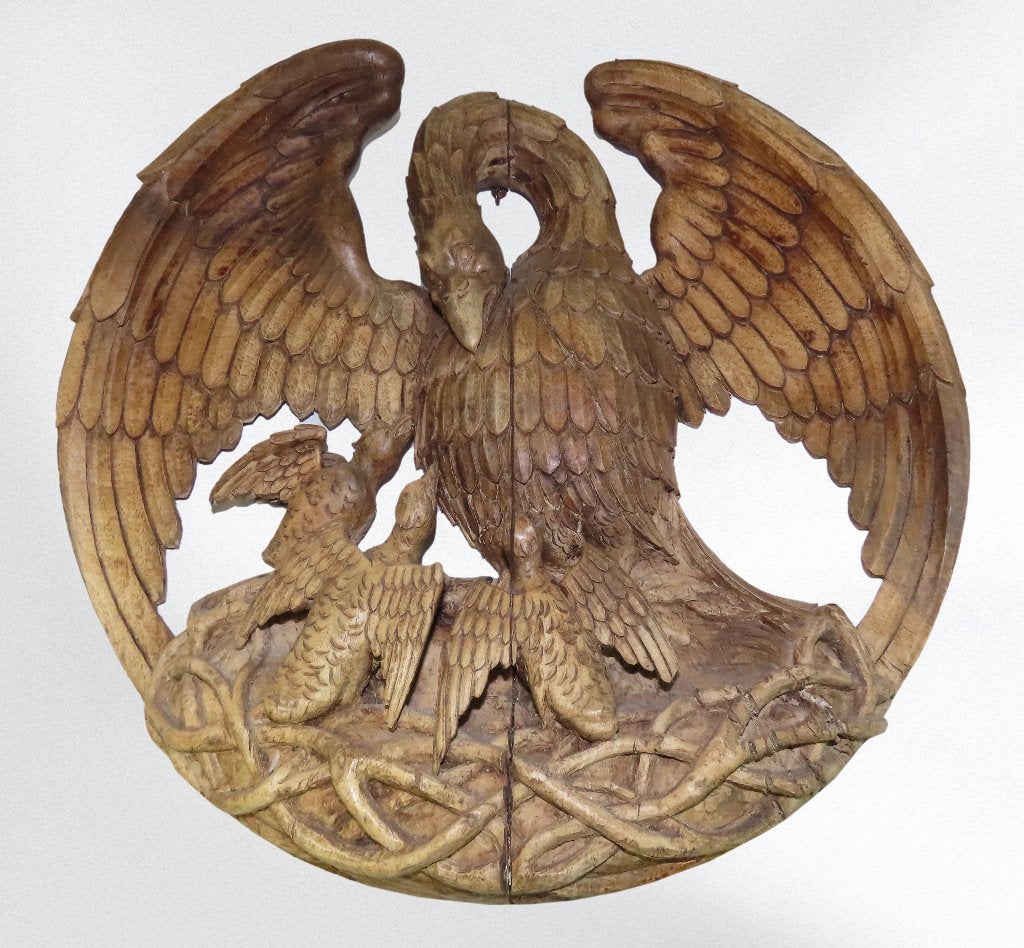 Antiek gesneden hout wandsculptuur, pelicaan die jong voedt, Antiek en Kunst, Houtsnijwerk, Ophalen of Verzenden, Handgemaakt