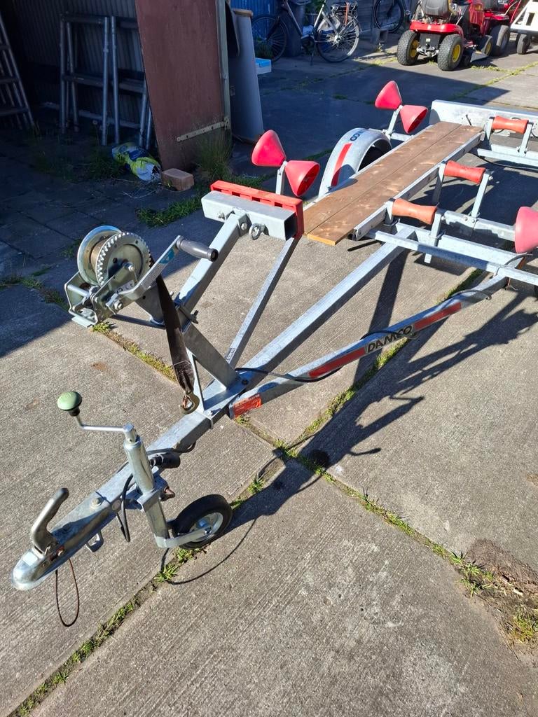 Damco Boottrailer voor max 4,50m RIB/Rubberboot, Watersport en Boten, Ophalen, Minder dan 1500 kg, Gebruikt, Overige typen