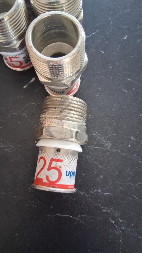 11 stuks Uponor S-Press PLUS U 25 mm x 1 verloop, Ophalen of Verzenden