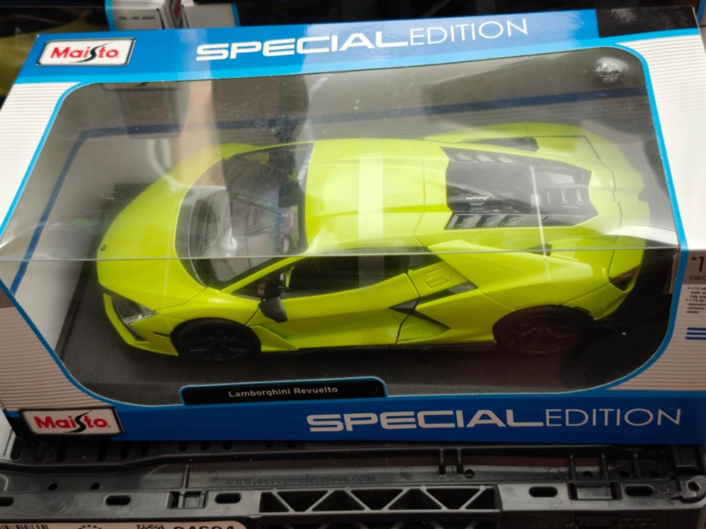 Maisto Lamborghini Revuelto schaalmodel 1:18 nieuw in doos, Verzenden