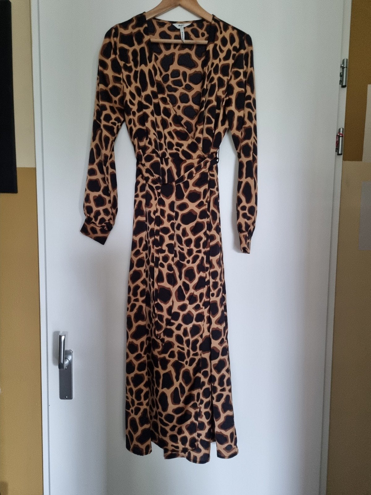 Object Stijlvolle wikkeljurk met giraffe print, Bruin, Ophalen of Verzenden, Zo goed als nieuw, .OBJECT