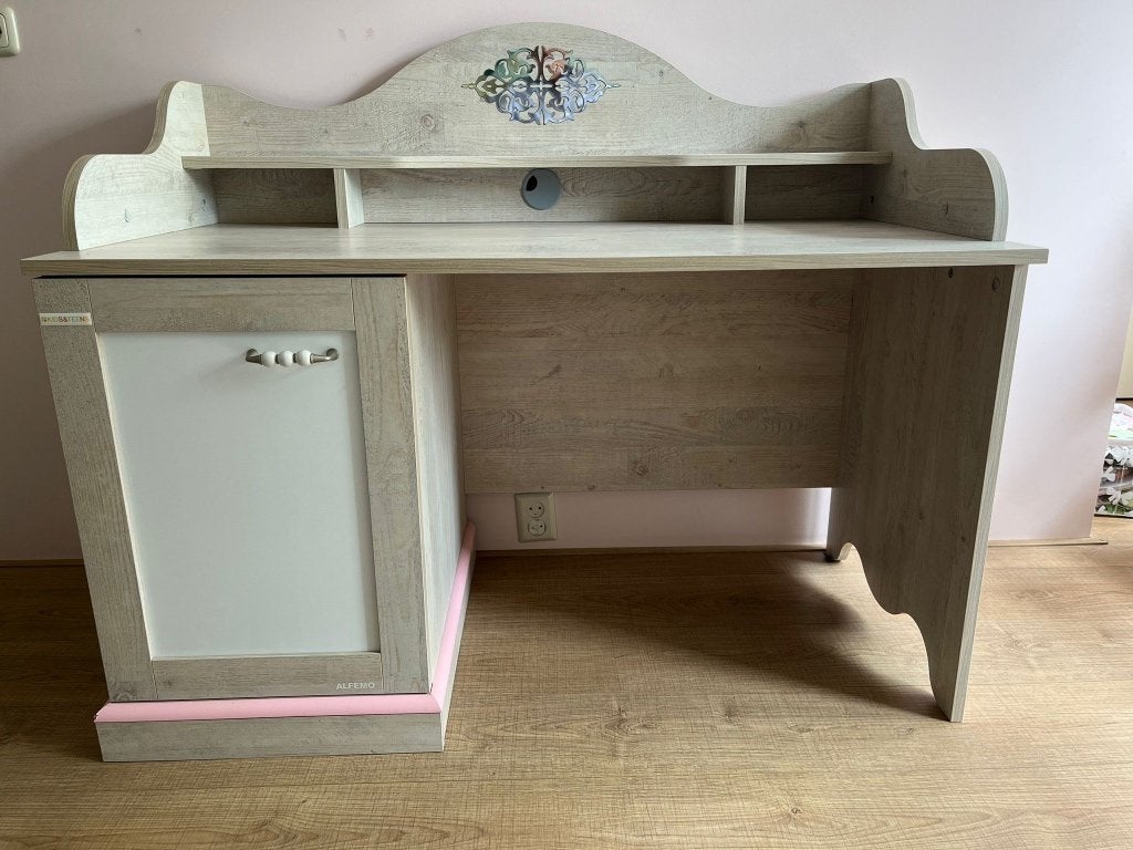 Alfemo ballerina kids & teens bureau met wand/boeken rek, Ophalen, Overige merken, Zo goed als nieuw, Opbergmeubel