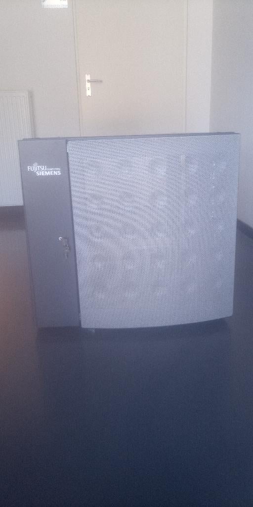 Patch kast 19" verrijdbaar, Computers en Software, Serverkasten, Zo goed als nieuw, Ophalen