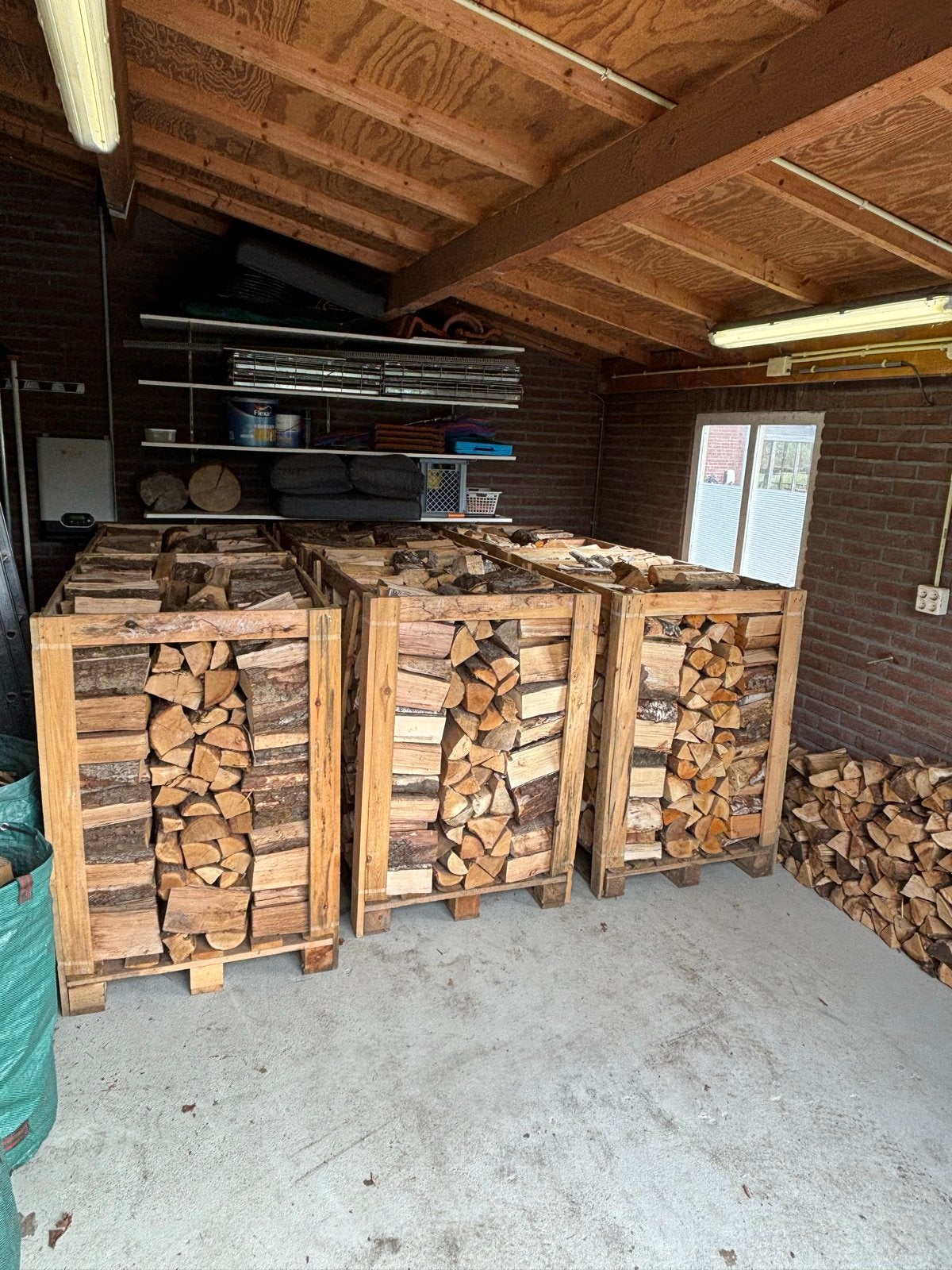 Ovengedroogd haardhout: eik, es, beuk, berk, els - <20% voch, Tuin en Terras, Haardhout, Minder dan 3 m³, Ophalen of Verzenden