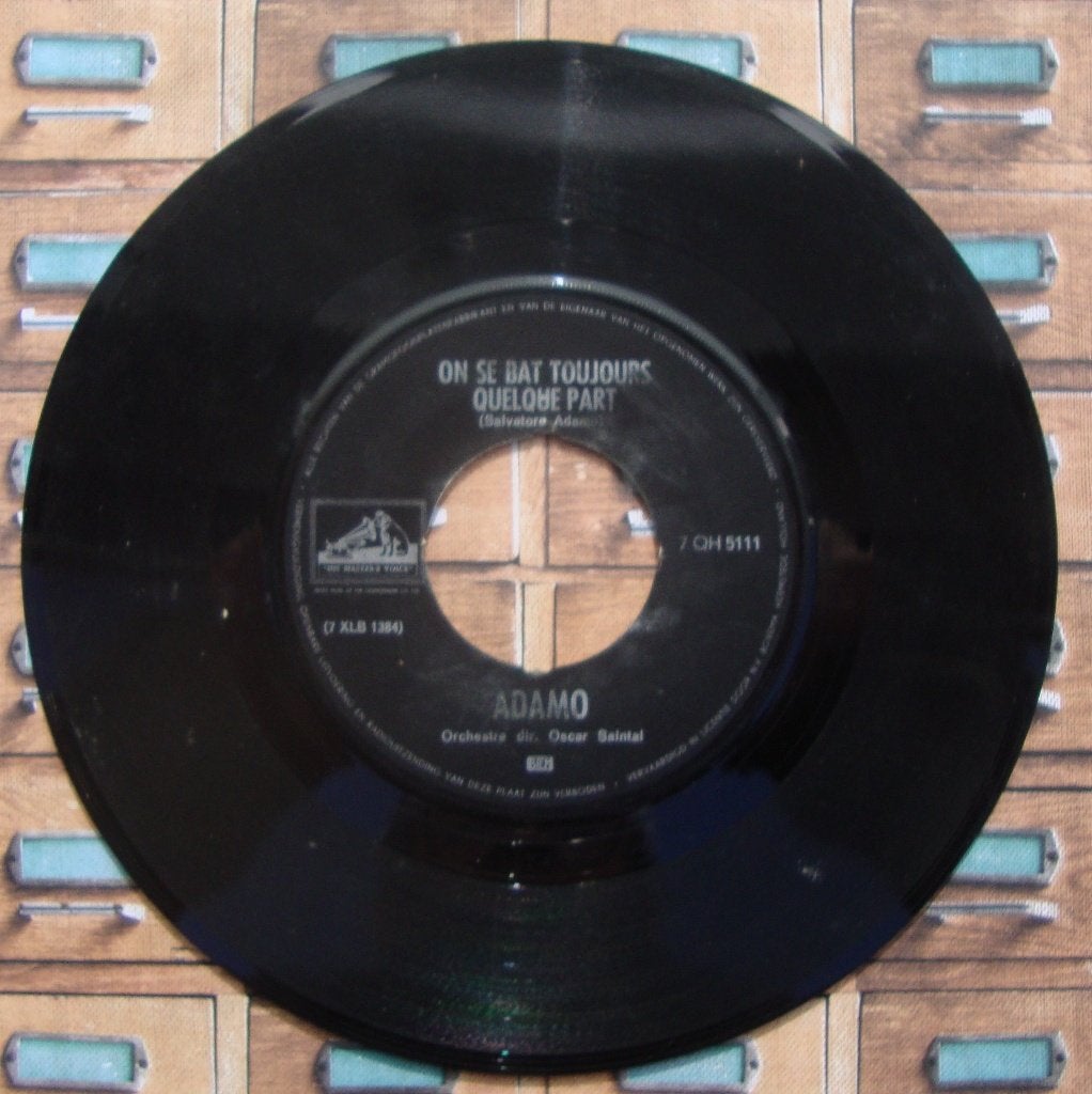 Adamo - On Se Bat Toujours Quelque Part 7 inch vinyl, Gebruikt, Overige genres, 7 inch, Ophalen of Verzenden