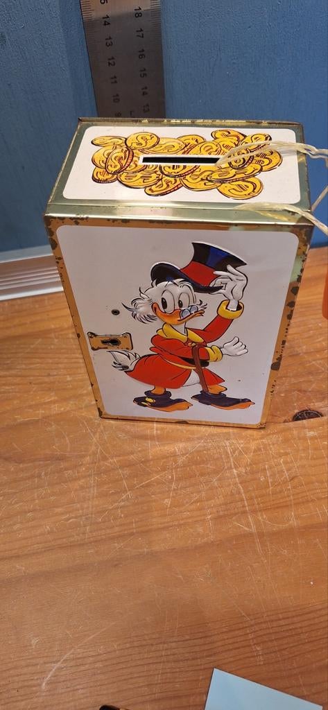 Dagobert Duck spaarpot spaarblik (1200136), Beeldje of Figuurtje, ., Ophalen of Verzenden, Zo goed als nieuw