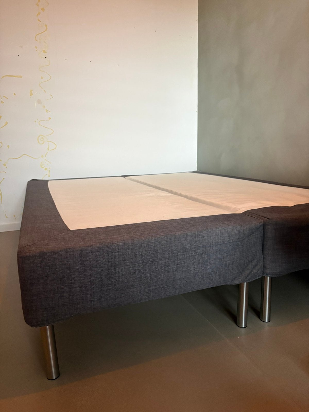 Boxpring onderstel op hoge poten 1,60x2,00, Ophalen, Gebruikt, Tweepersoons, 200 cm