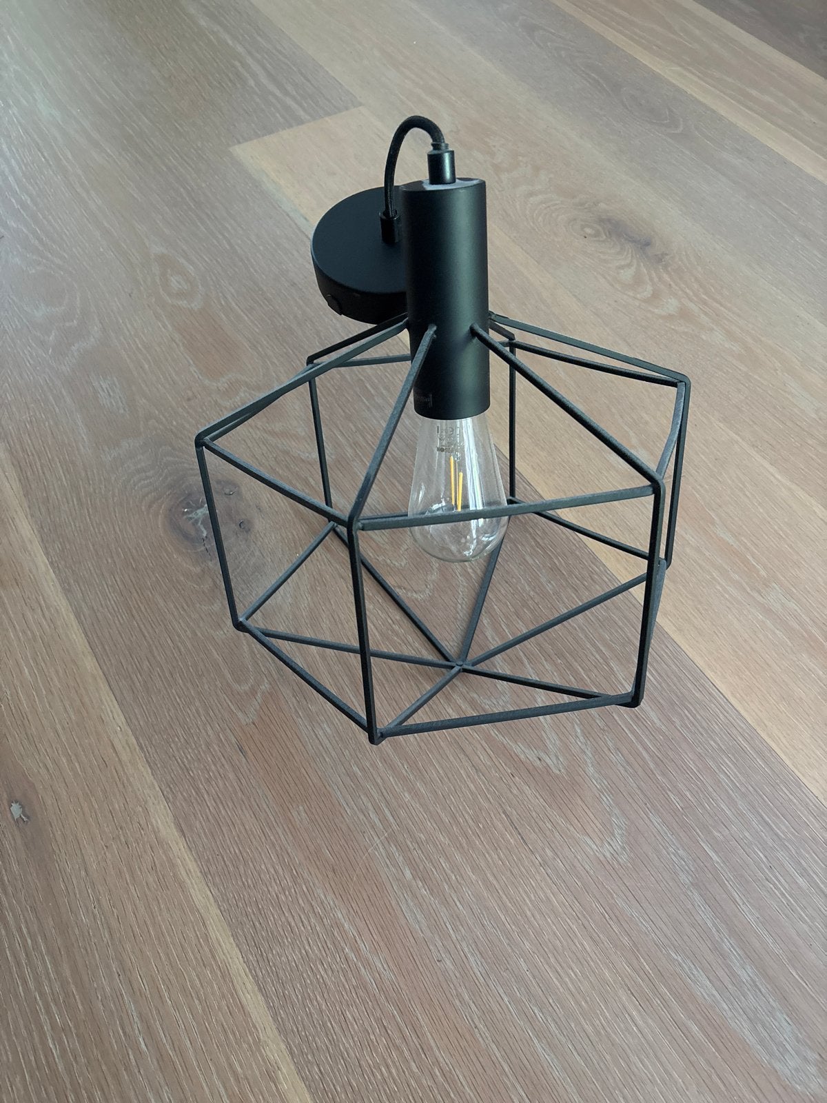 Zwarte industriële hanglamp - Karwei Tatum, Huis en Inrichting, Ophalen, Zo goed als nieuw, Metaal, E27 (groot)
