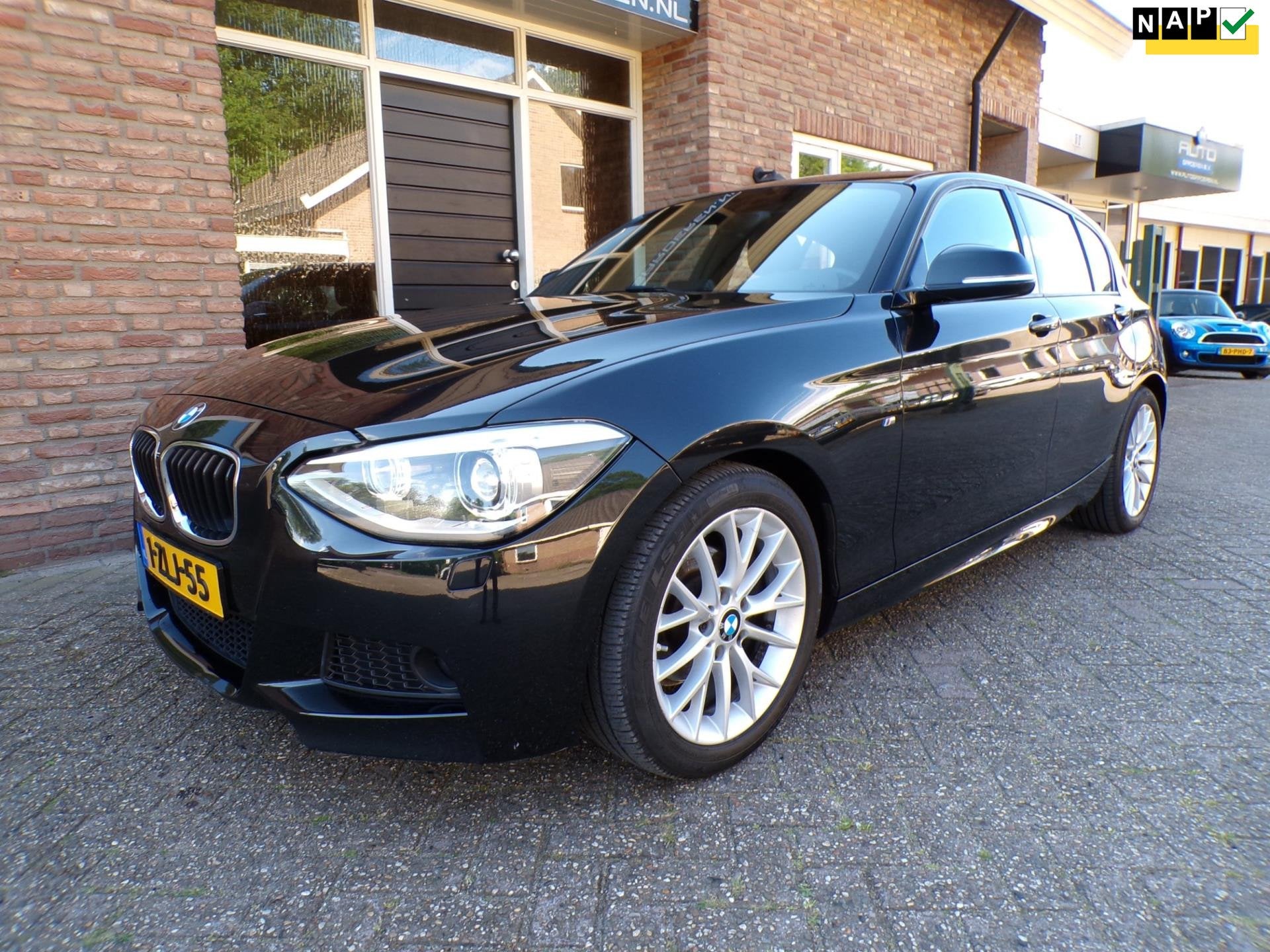 BMW 1-serie 114i EDE Executive M Pakket, Auto's, 1-Serie, Dealer onderhouden, Gebruikt, Euro 6