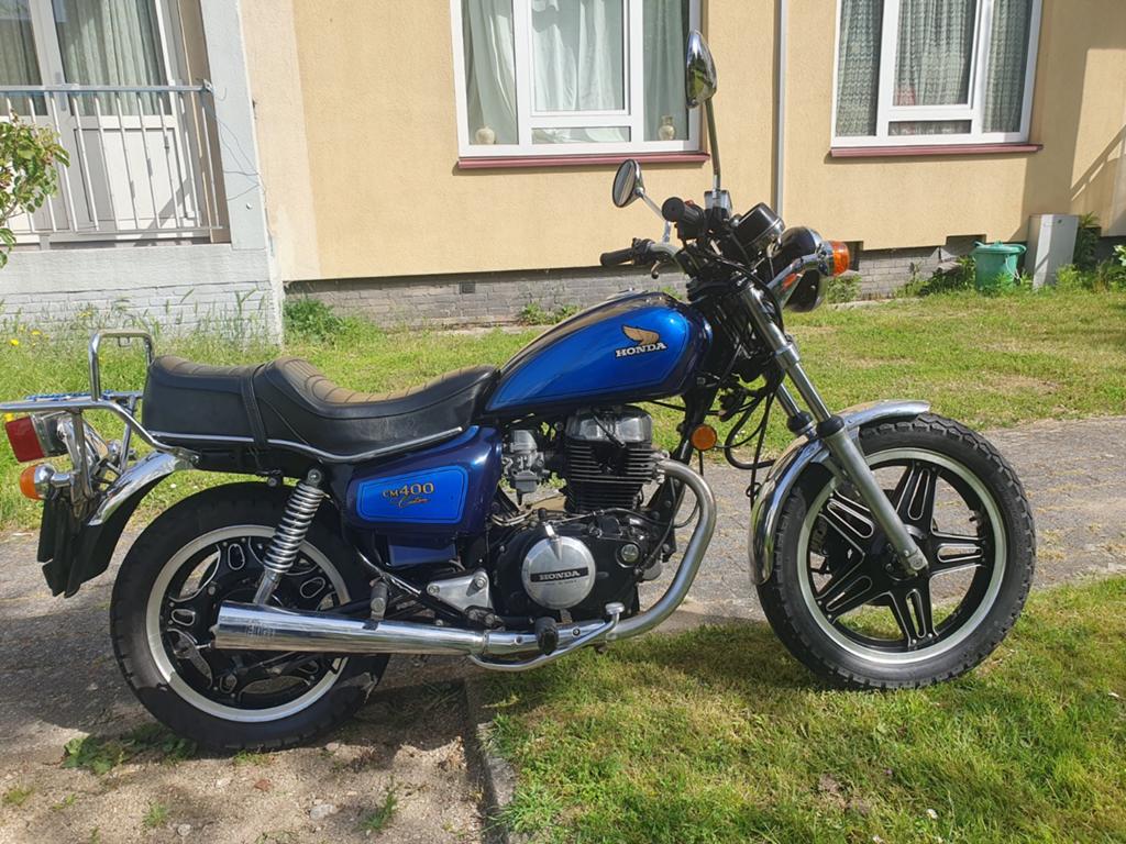 Honda CM 400 Custom