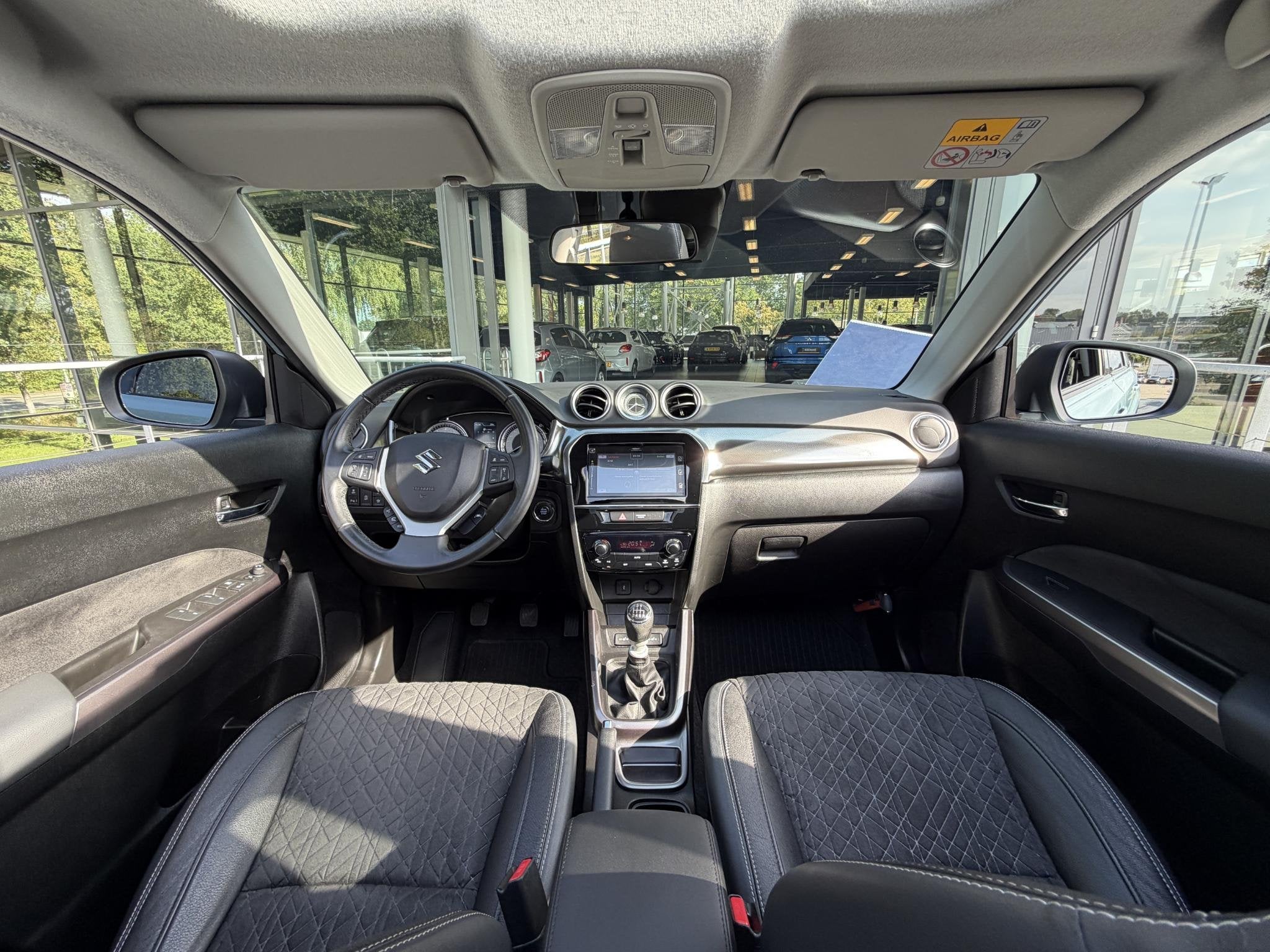 Suzuki Vitara 1.4 Boosterjet Style Smart Hybrid 129PK | Pano, Auto's, Gebruikt, Euro 6, 4 cilinders, 129 pk