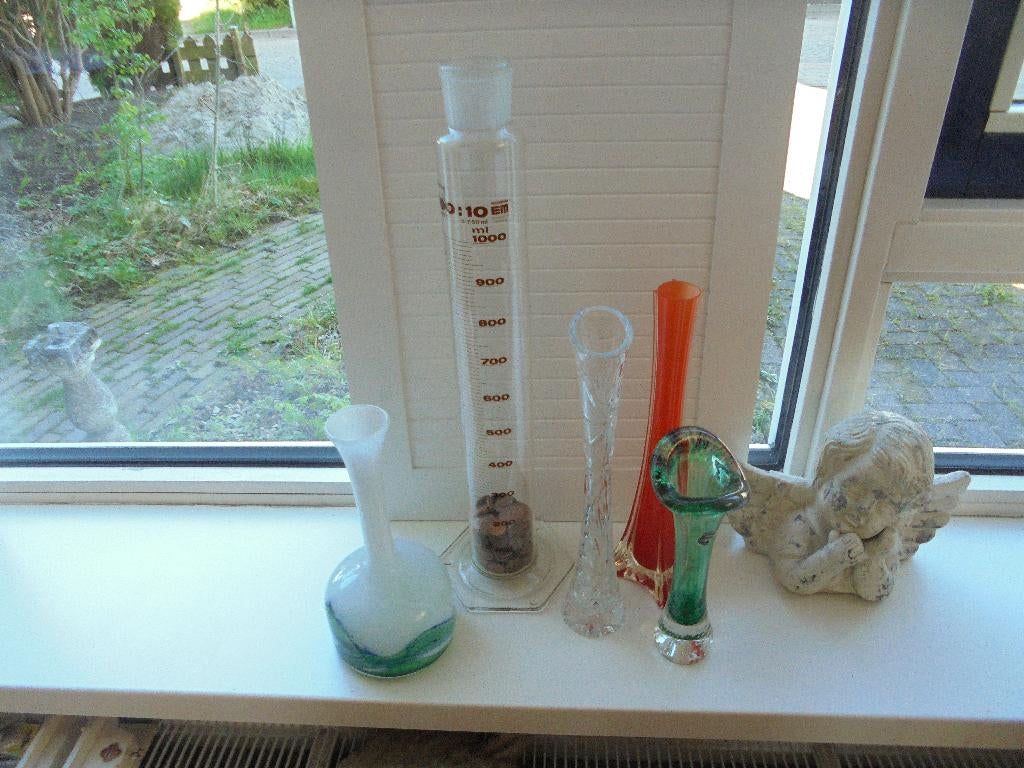 vintage vaasjes, Huis en Inrichting, Woonaccessoires | Vazen, Ophalen, Zo goed als nieuw, Overige kleuren, Glas