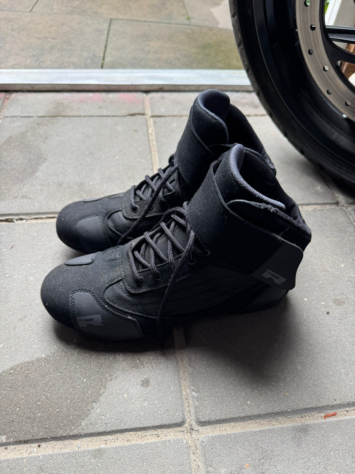 Motorschoenen zwart Maat 4️⃣3️⃣, Motoren, Kleding | Motorkleding, Ophalen of Verzenden, Tweedehands