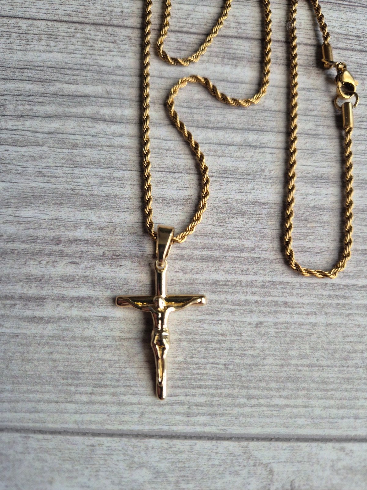 Gouden Kruisje met Ketting 50cm - Nieuw, Nieuw, Ophalen of Verzenden, Goud, Overige materialen