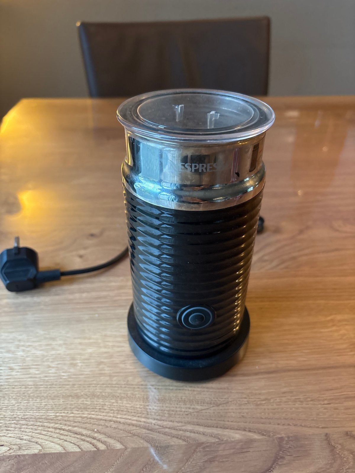 Nespresso Melkopschuimer - Zwart, Gebruikt, Overige modellen, Overige typen, Ophalen of Verzenden