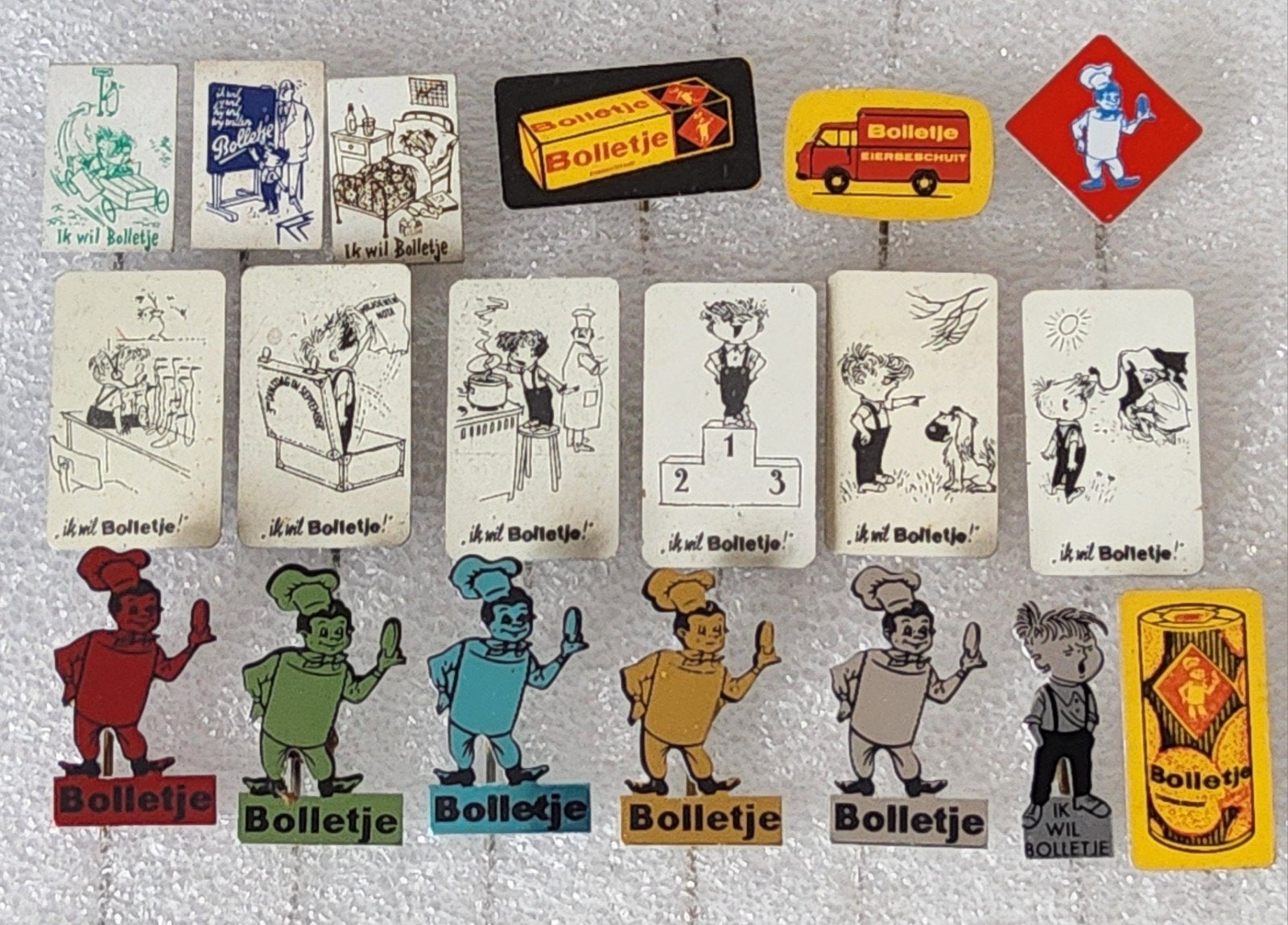 19 Bolletje Speldjes - Vintage Collectie, Verzamelen, Ophalen of Verzenden, Gebruikt, Overige onderwerpen, Speldje of Pin
