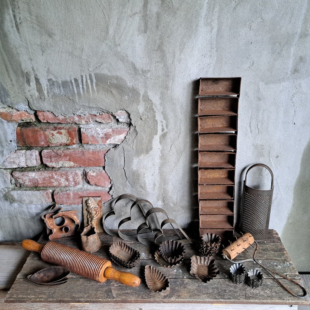 Oude bakspullen bakvormpje hart rasp deegroller *Etage3*, Gebruikt, ., Ophalen of Verzenden, .