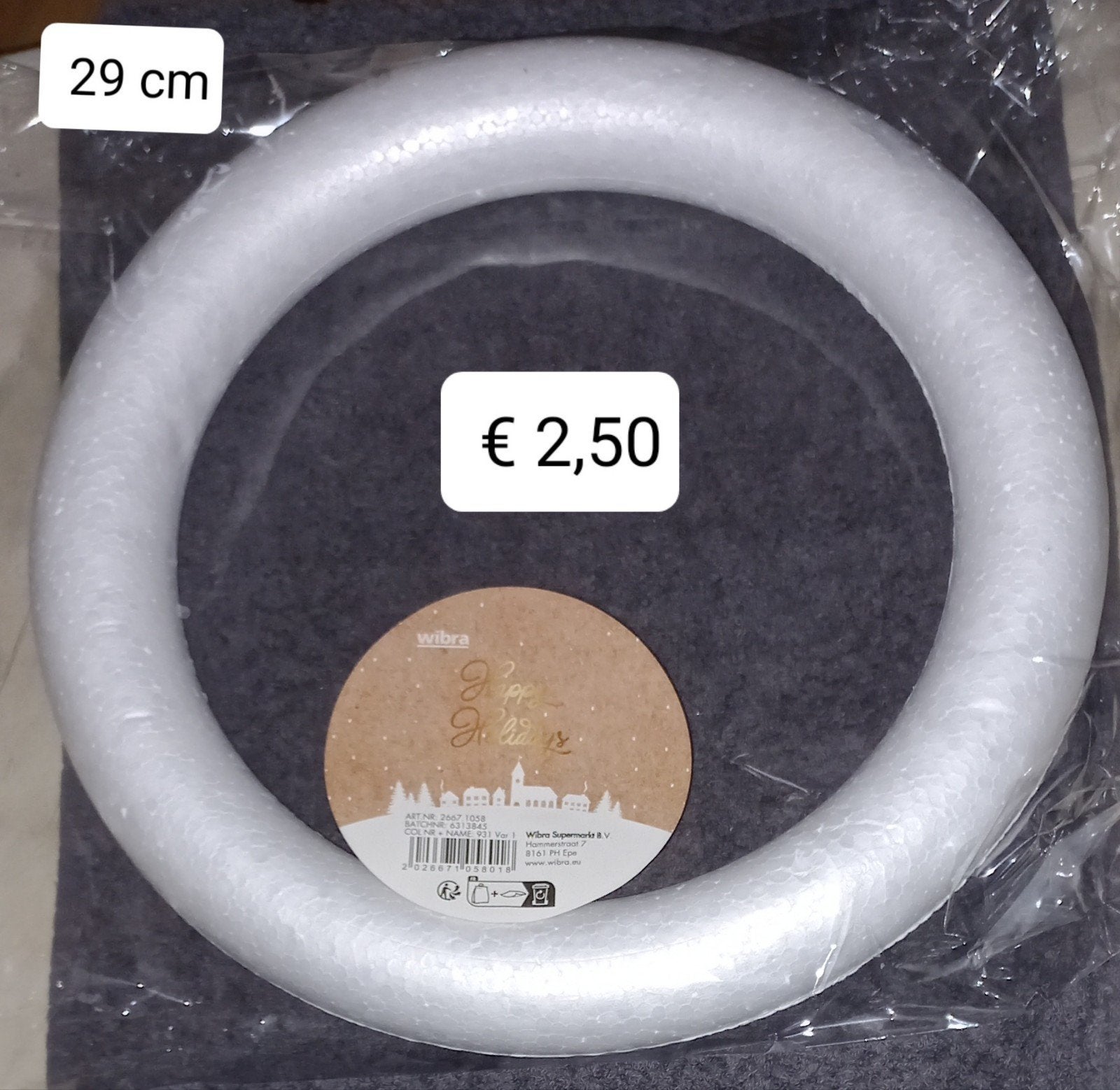 Piepschuim Krans 29 cm - Knutselmateriaal, Hobby en Vrije tijd, Knutselen, Ophalen, Overige thema's, Nieuw, Overige materialen