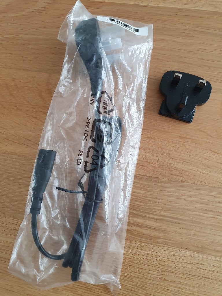 Nieuwe Engelse stekker en kabel, Ophalen of Verzenden, Nieuw