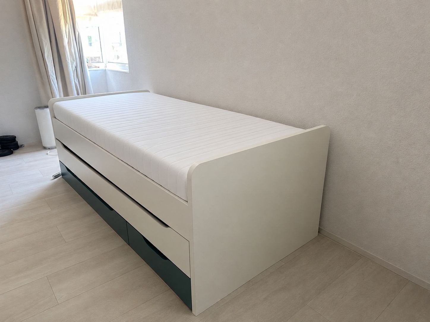 Eenpersoonsbed met lades en matras - Zo goed als nieuw, Ophalen, 90 cm, Eenpersoons, Wit