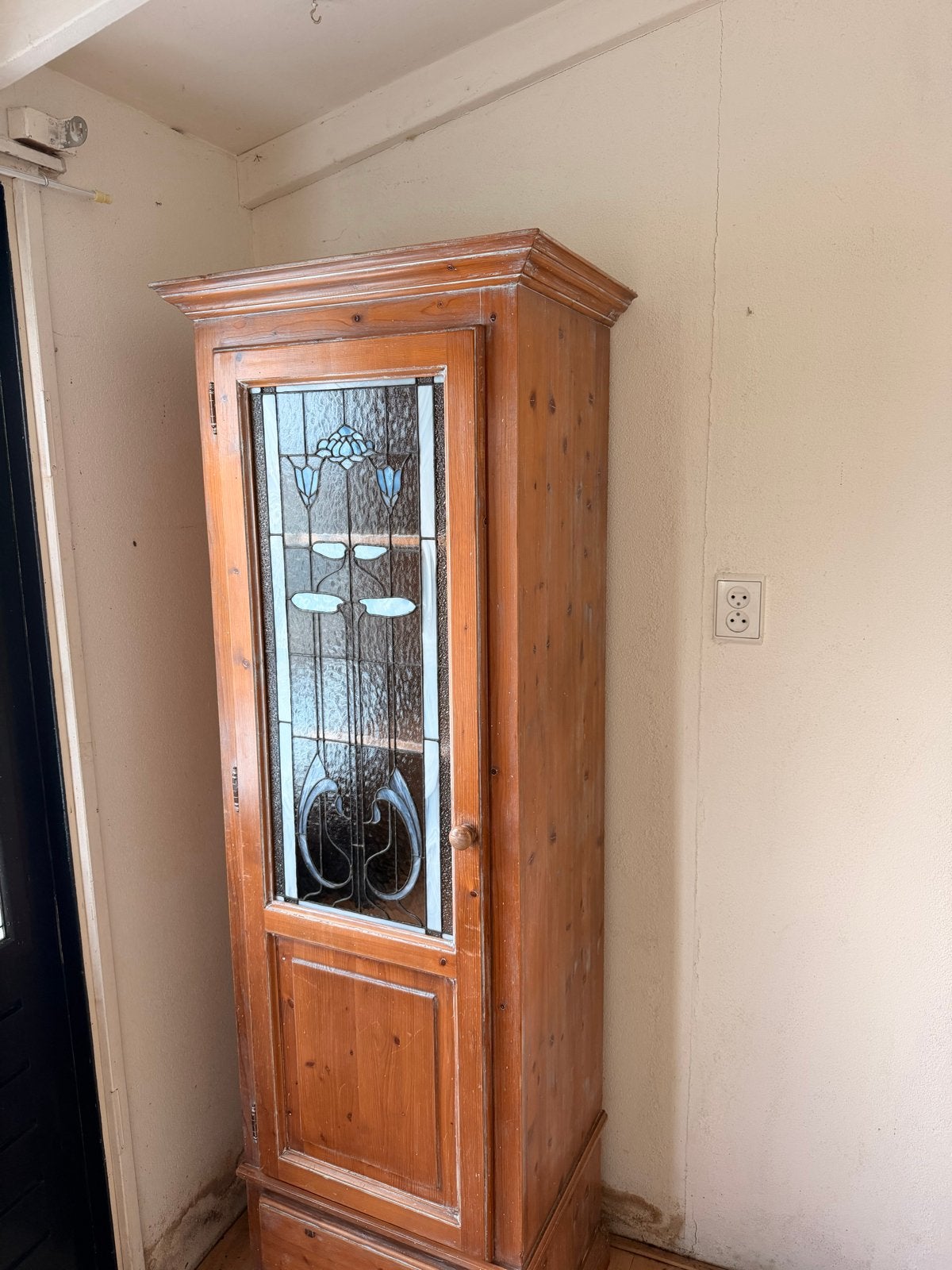 Houten kast met glas-in-lood deur en lade, Antiek en Kunst, Ophalen