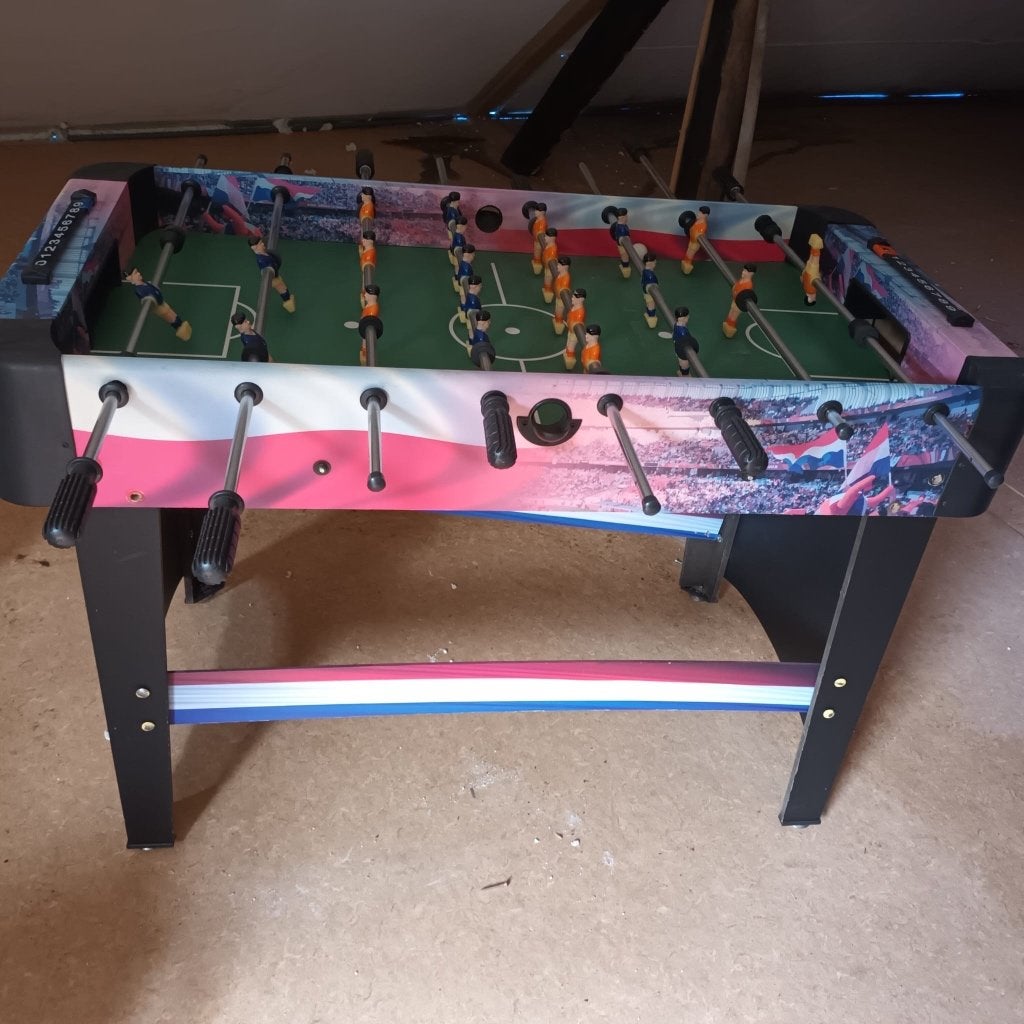 Voetbaltafel vandaag ophalen voor 20,00 euro, Ophalen, Zo goed als nieuw