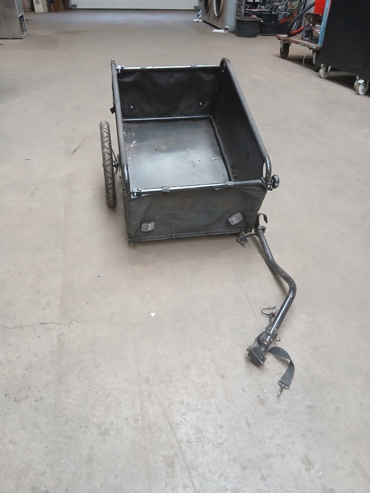Croozer Hondenkar - Gebruikt maar functioneel, Ophalen, Hondenkar, Croozer GmbH, Auf dem Spieker 11, 52428 Jülich, Duitsland