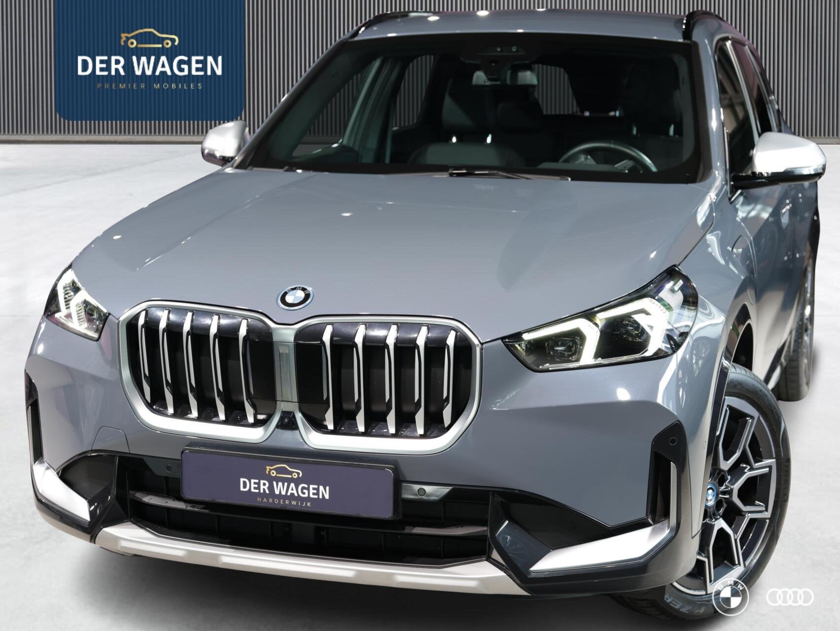 BMW X1 xDrive25e X-LINE / HUD / LEDER / TREKHAAK / ACC / 19", Auto's, BMW, 1800 kg, Met garantie (alle), Bedrijf, Hybride Elektrisch/Benzine