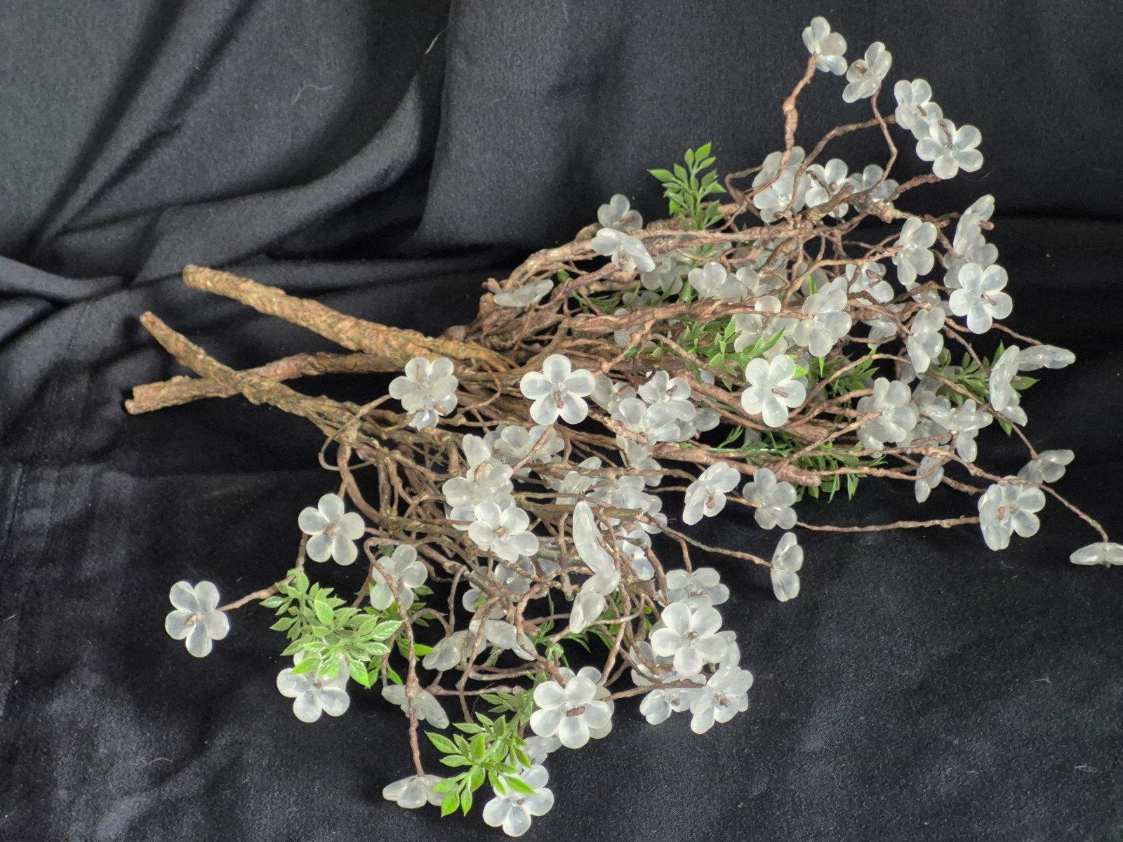 3 takken 40 cm lang!! met à 40 glasbloemen frosted., Binnen, 40 cm, Ophalen of Verzenden, Kunsttak