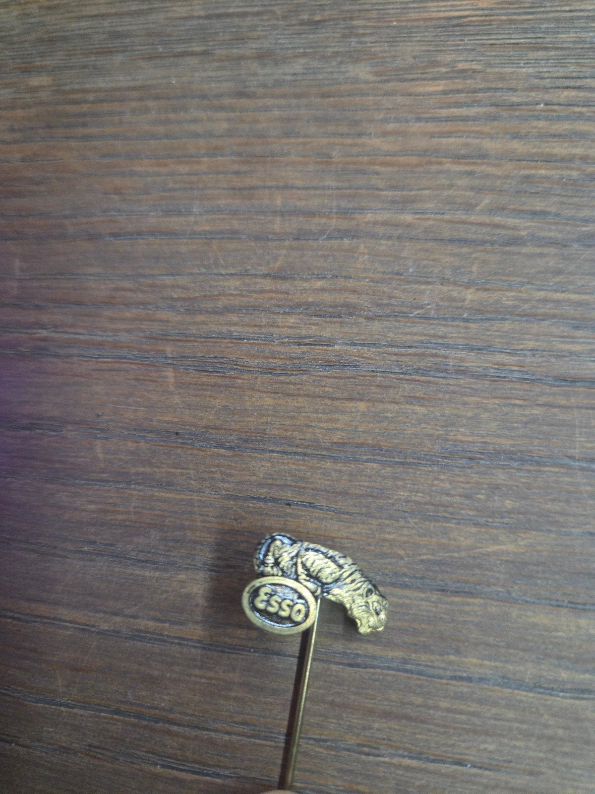 Vintage Esso Tijger Speldje - Uniek Verzamelobject, Ophalen of Verzenden, Gebruikt, Merk, Speldje of Pin