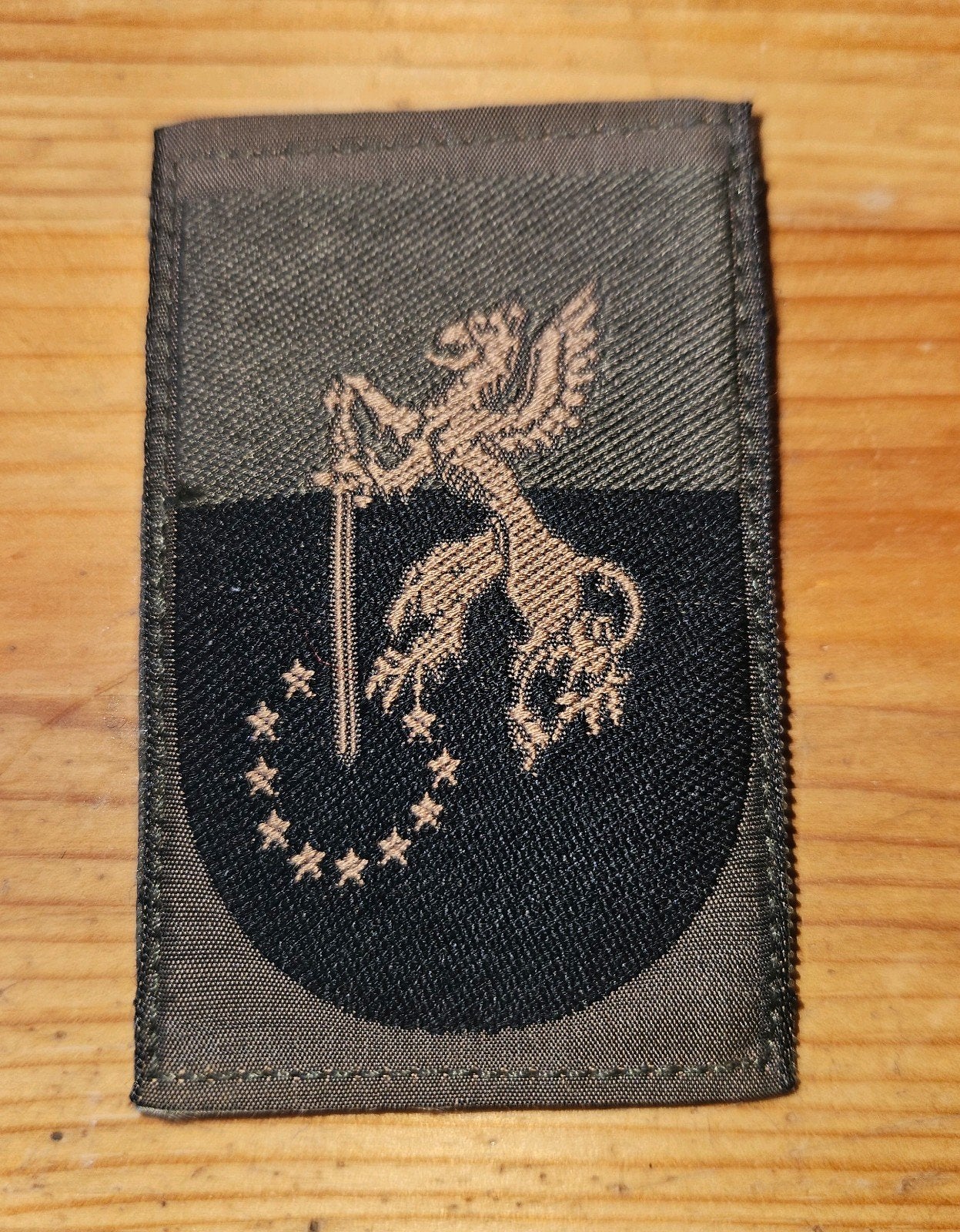 Mouwembleem 41ste Lichte Brigade, Verzamelen, Ophalen of Verzenden, Landmacht, Nederland, Embleem of Badge