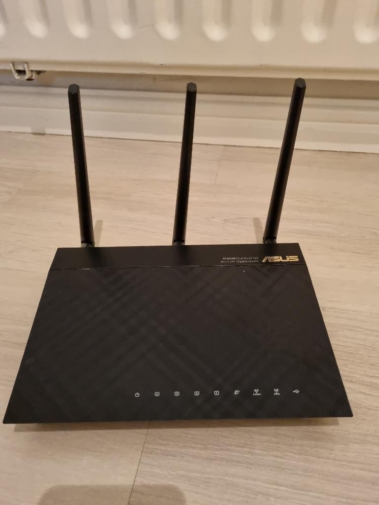 Asus RT-AC66U wifi-router, zwart, Computers en Software, Routers en Modems, Ophalen of Verzenden, Gebruikt, Router, Asus