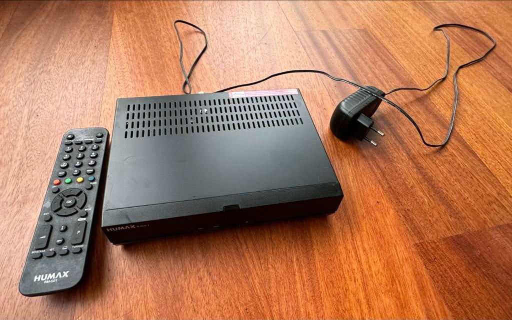 Humax IR-FOX Z Decoder met afstandsbediening, Verzenden, Gebruikt, Decoder