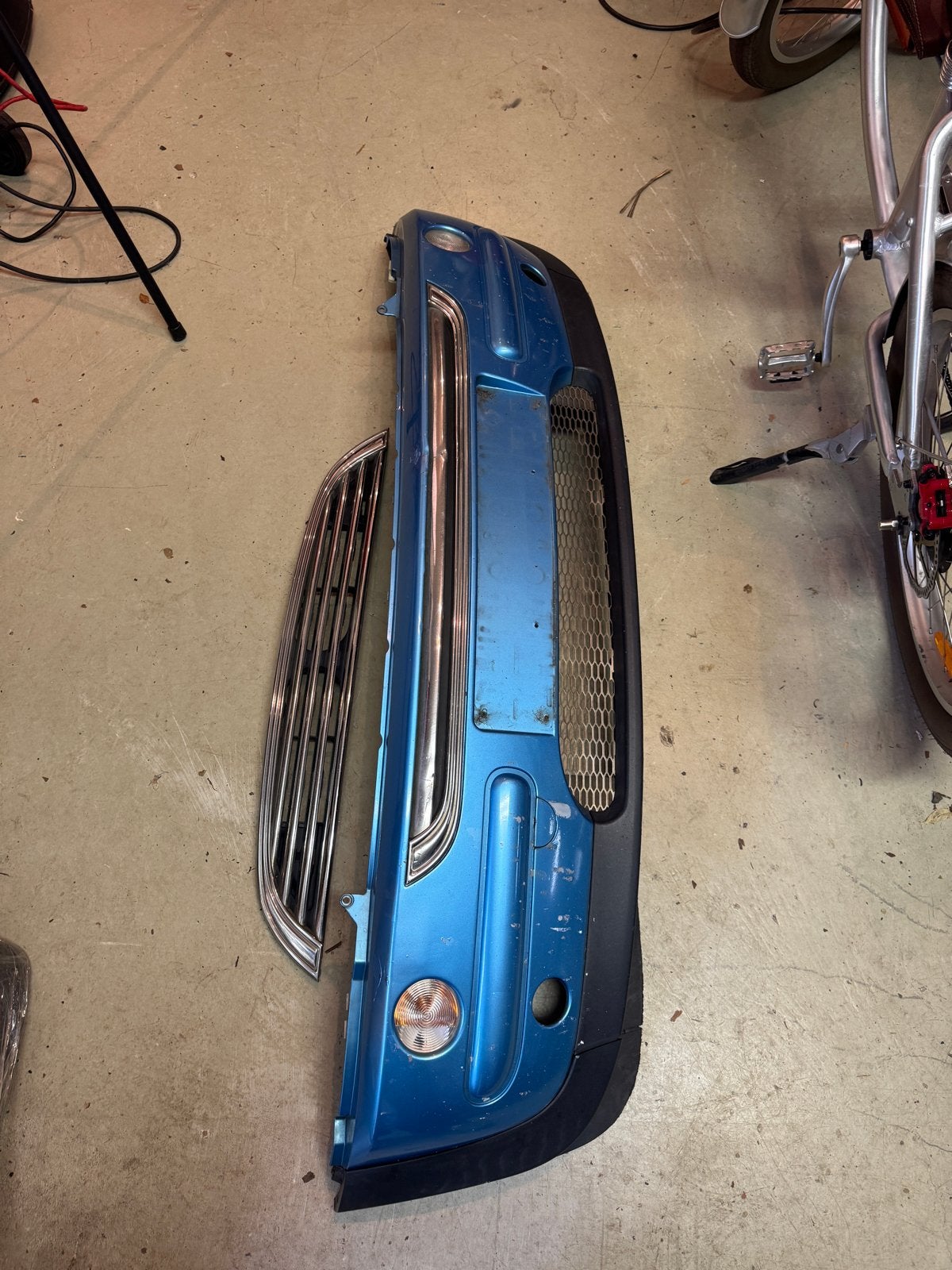 Mini Cooper R50 R52 R53 Voorbumper Blauw Gebruikt, Gebruikt, Voor, Ophalen of Verzenden, Mini