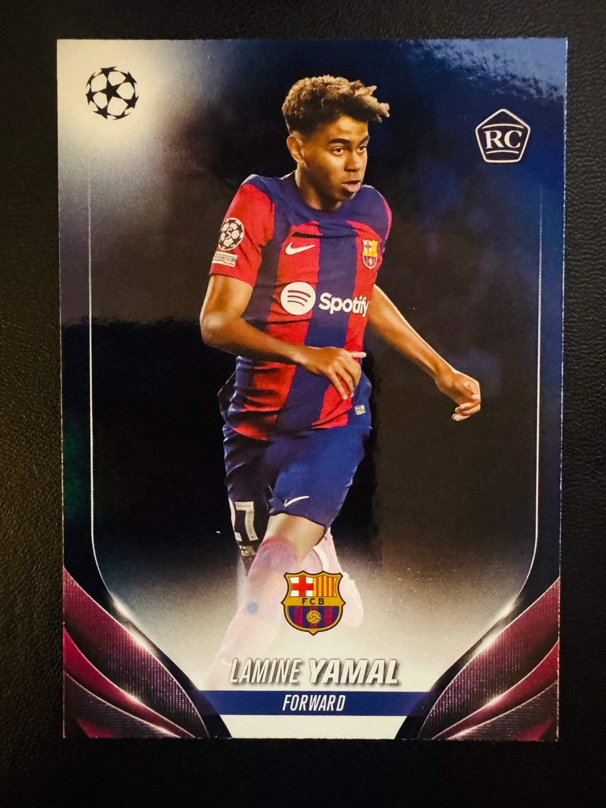 Topps UEFA Club Comp Navy Blue #64 Lamine Yamal RC /250, Ophalen of Verzenden, Zo goed als nieuw, Plaatje