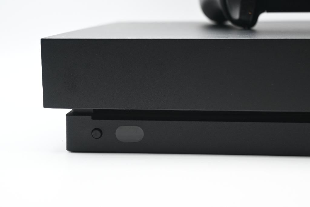 Xbox One X 1TB, Gebruikt, -, Microsoft, -