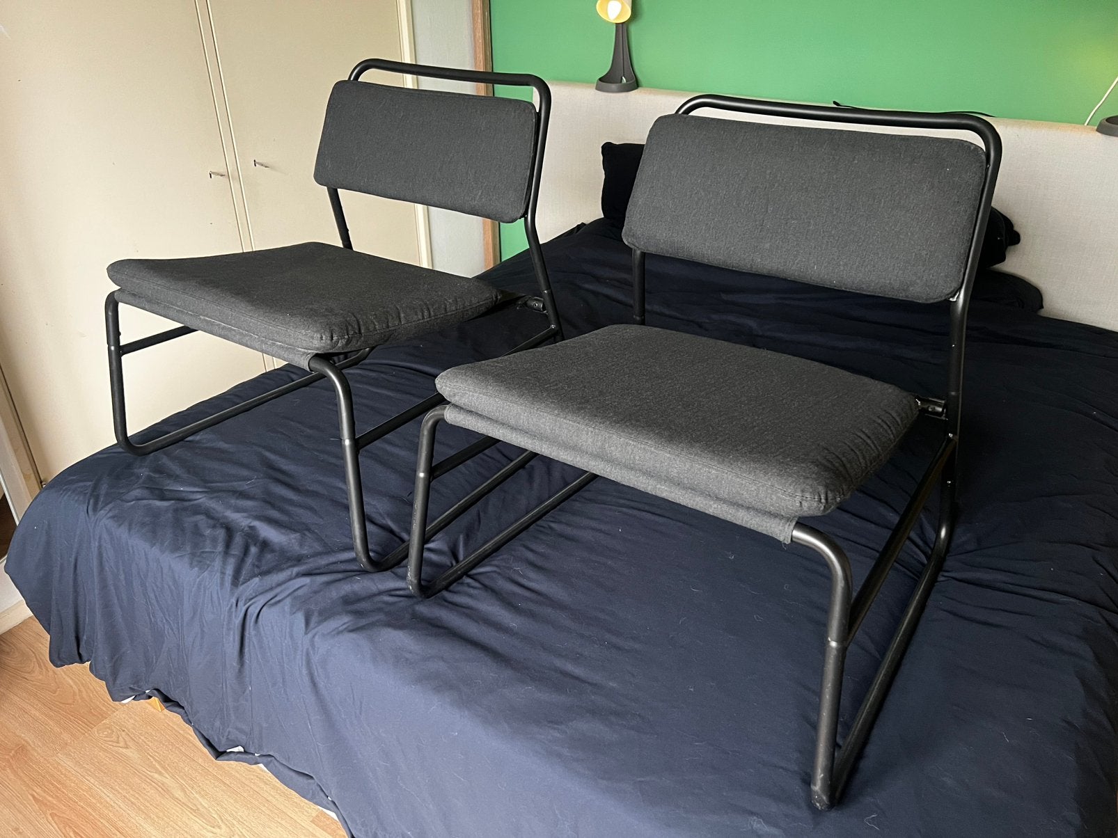 Twee beschikbaar: IKEA Linnebäck fauteuil, prijs per stuk, Ophalen, 75 tot 100 cm, Zo goed als nieuw, Metaal