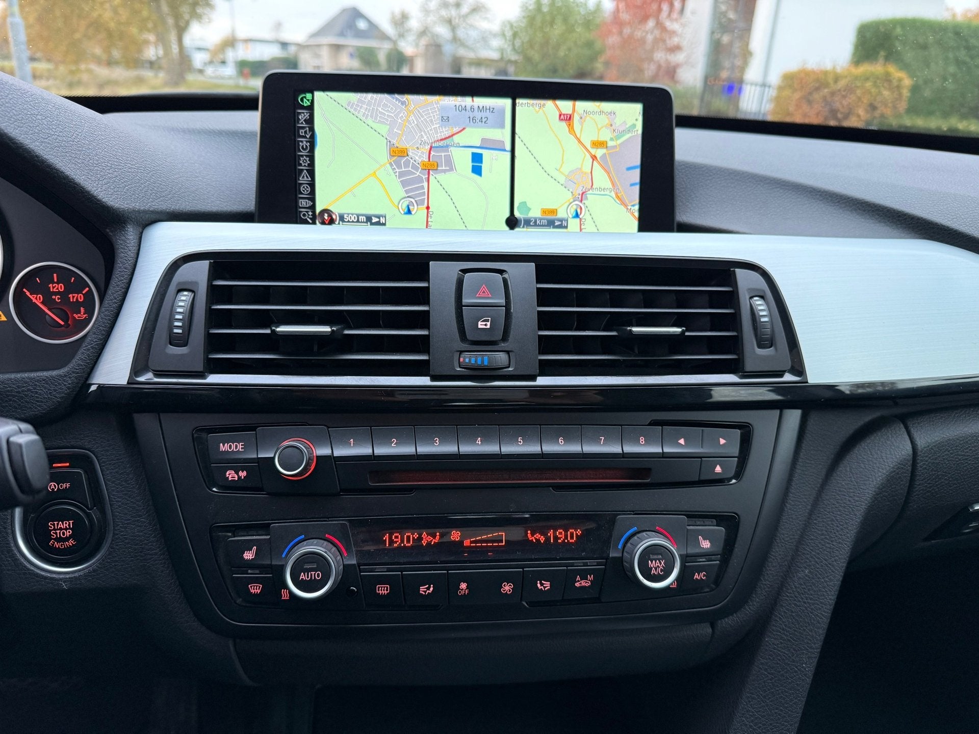 Foto 17 van BMW 3-serie Gran Turismo 320i High Executive NAP/CLIMA/LEER/