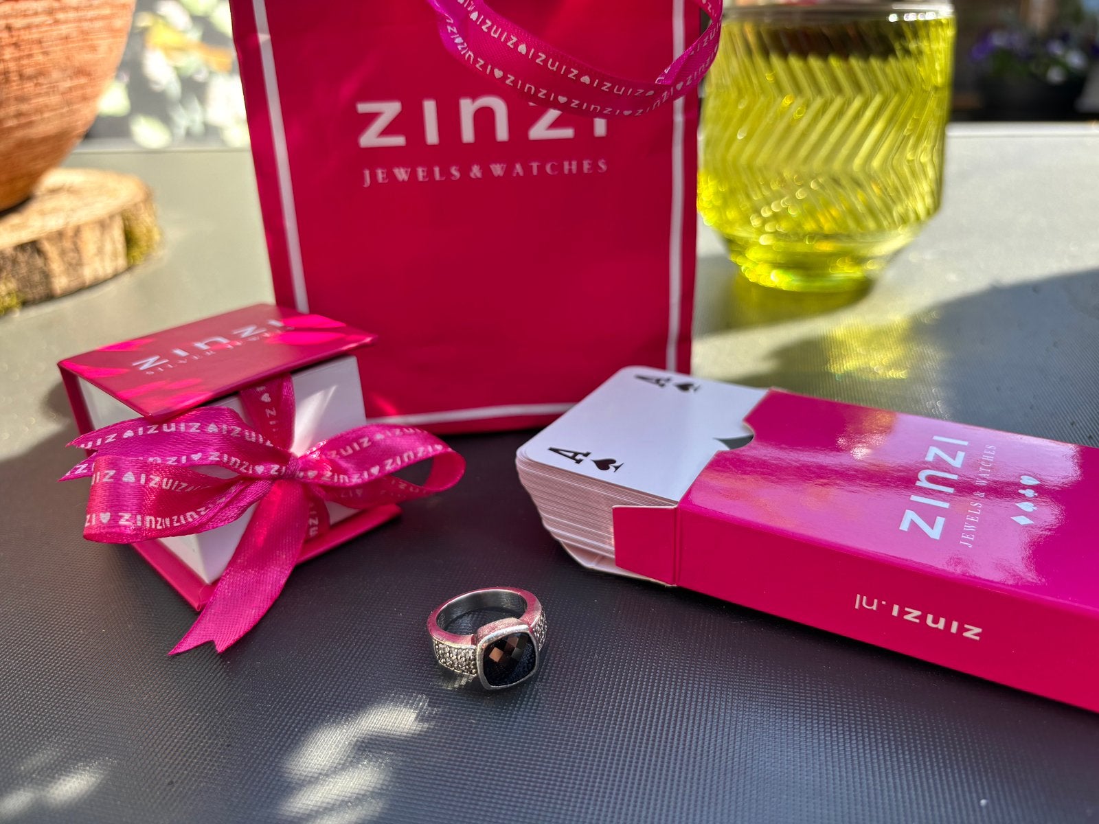 Zinzi ring, Gebruikt, Ophalen of Verzenden, 17 tot 18, Met edelsteen
