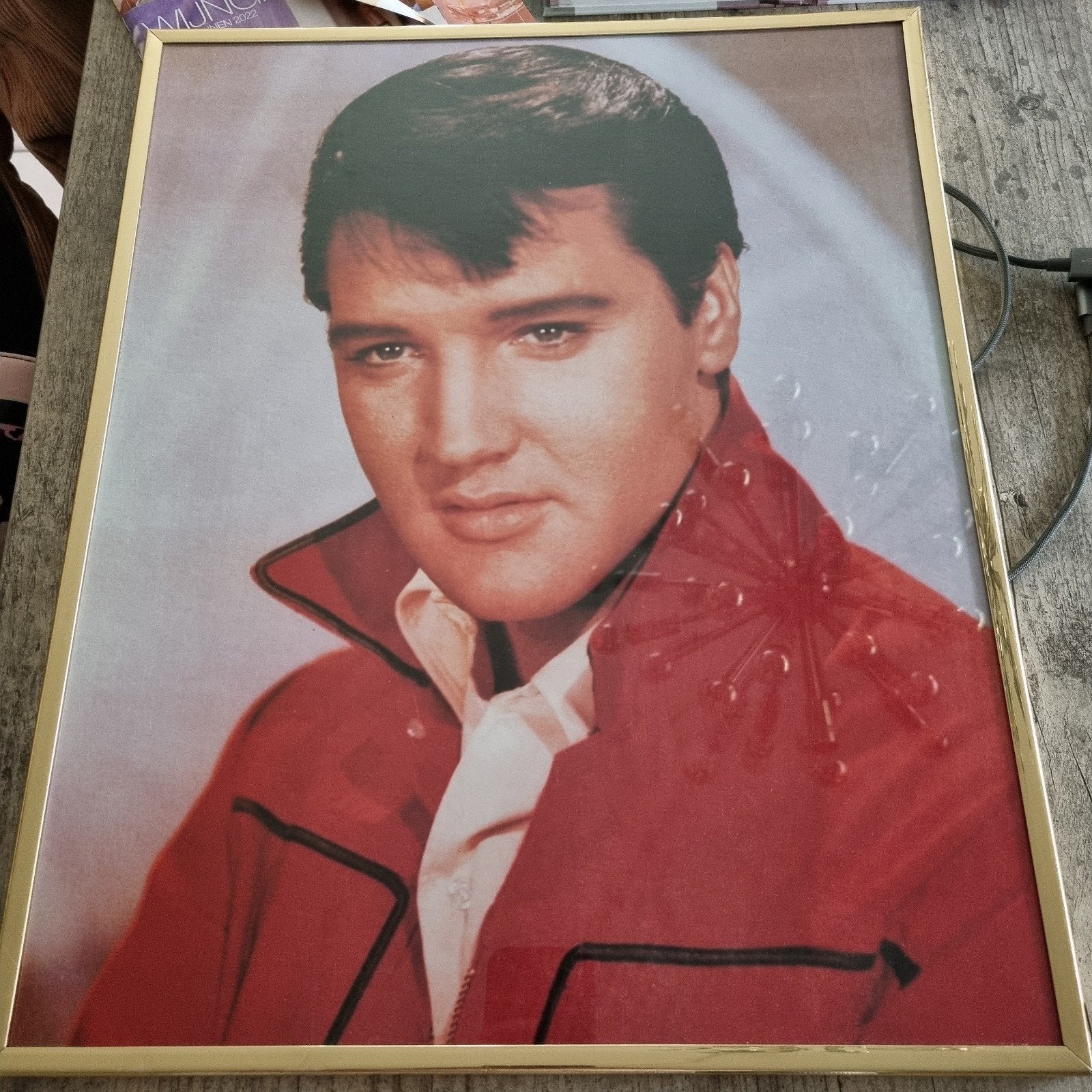 Elvis Presley schilderij, Ophalen