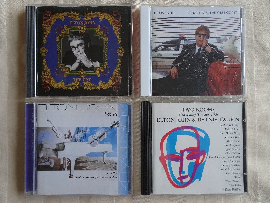 4 Elton John CD's in zeer goede staat, Inclusief boekje, Pop, Ophalen of Verzenden, Zo goed als nieuw