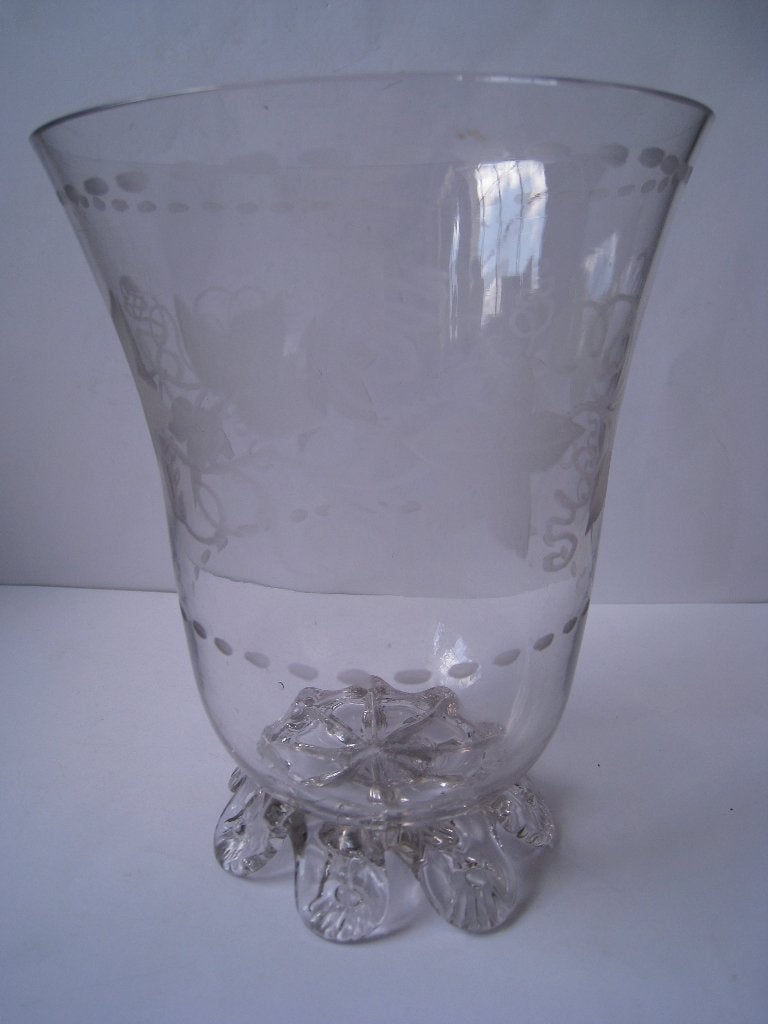 ANTIEK DRUIVENSPOELGLAS  2x / BRUIDSFLES 18e / WAPENGLAS ETC, Verzenden