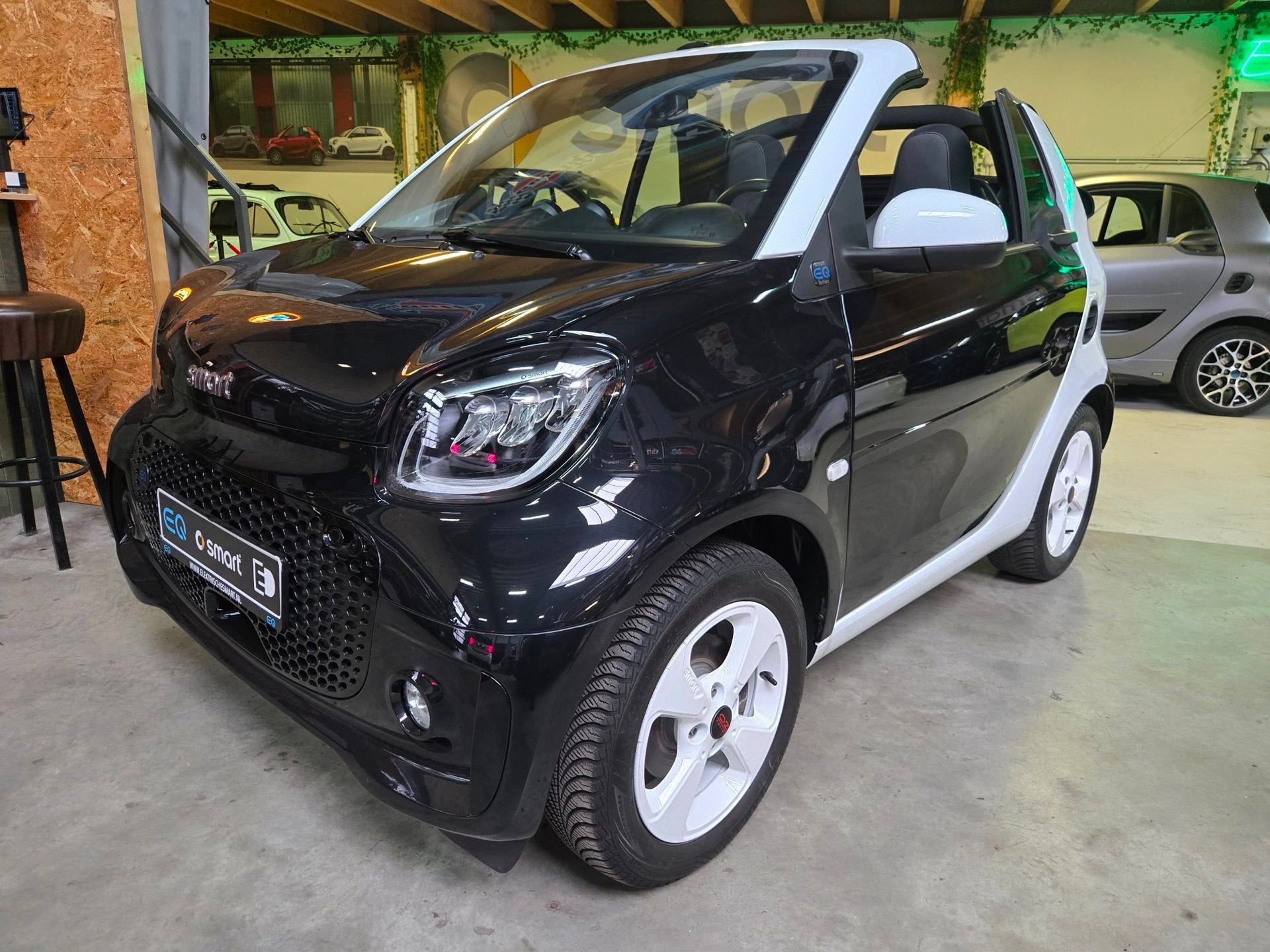 Smart Fortwo cabrio EQ Comfort PLUS - 2024 ! - Winterpakket, Auto's, Automaat, Gebruikt, Huisgarantie, 82 pk