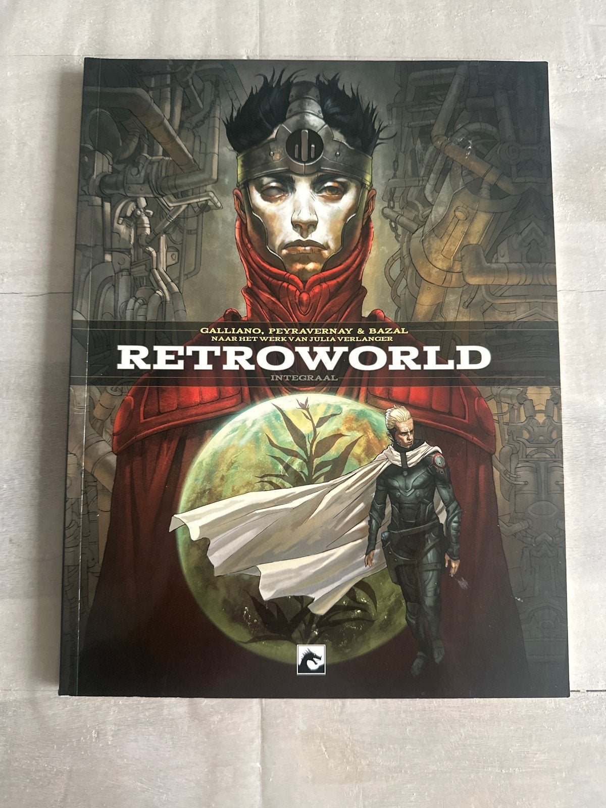 Retroworld Integraal - Sci-Fi Stripboek, Boeken, Stripboeken, Eén stripboek, Ophalen of Verzenden, Gelezen