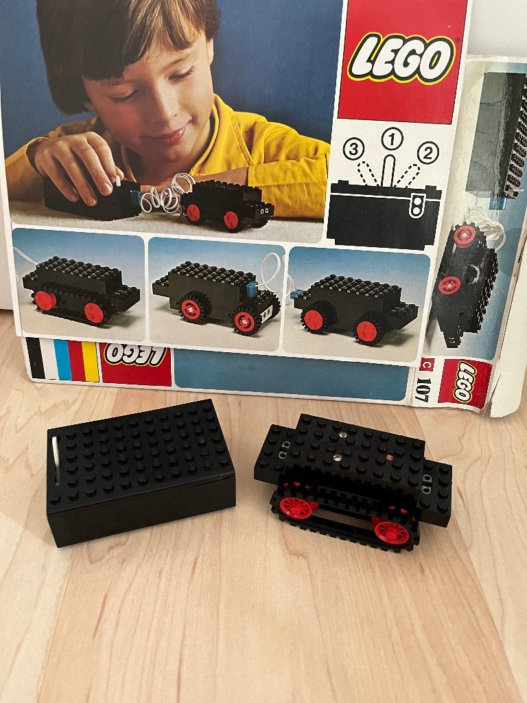 4.5 volt LEGO motor en 4.5 batterijen kast, Ophalen of Verzenden, Gebruikt, Lego