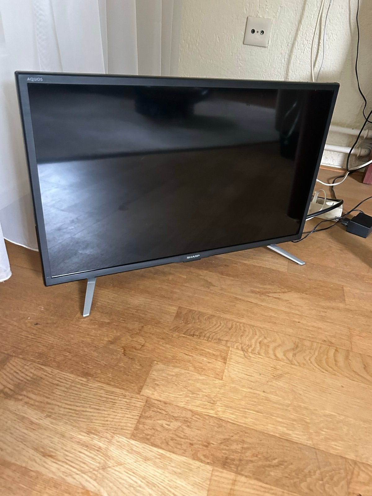 Sharp LC 24 inch TV, Audio, Tv en Foto, Televisies, Ophalen, LED, 50 Hz, Zo goed als nieuw
