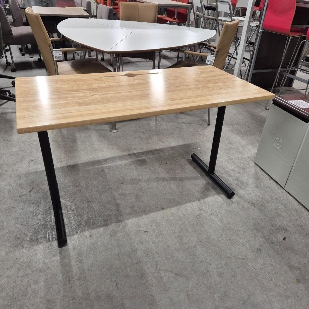 Klein bureau 74x122x60 cm MEERDERE VOORRADIG, Ophalen, Gebruikt