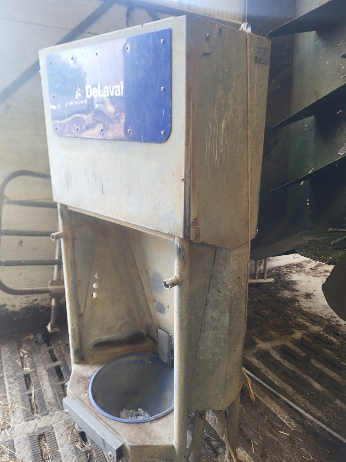 delaval voerbox met fcc print, Dieren en Toebehoren, Ophalen