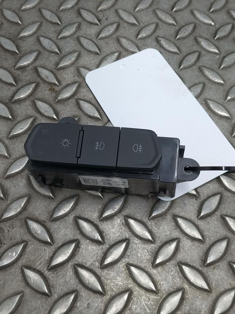 FORD TOURNEO CONNECT SK LWB SCHAKELAAR VERLICHTING (LOS IN D, Ophalen of Verzenden, Gebruikt, Stiba lid